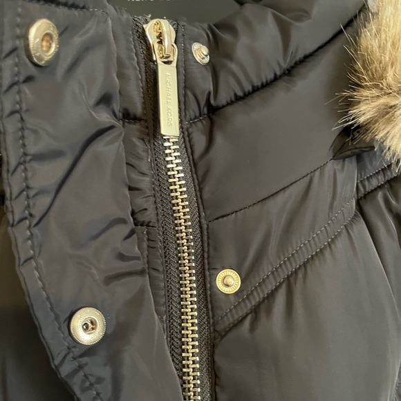 Michael Kors Faux-Fur-Trim Hooded Puffer Coat, Size XL, Dark Gray - Picture 4 of 8